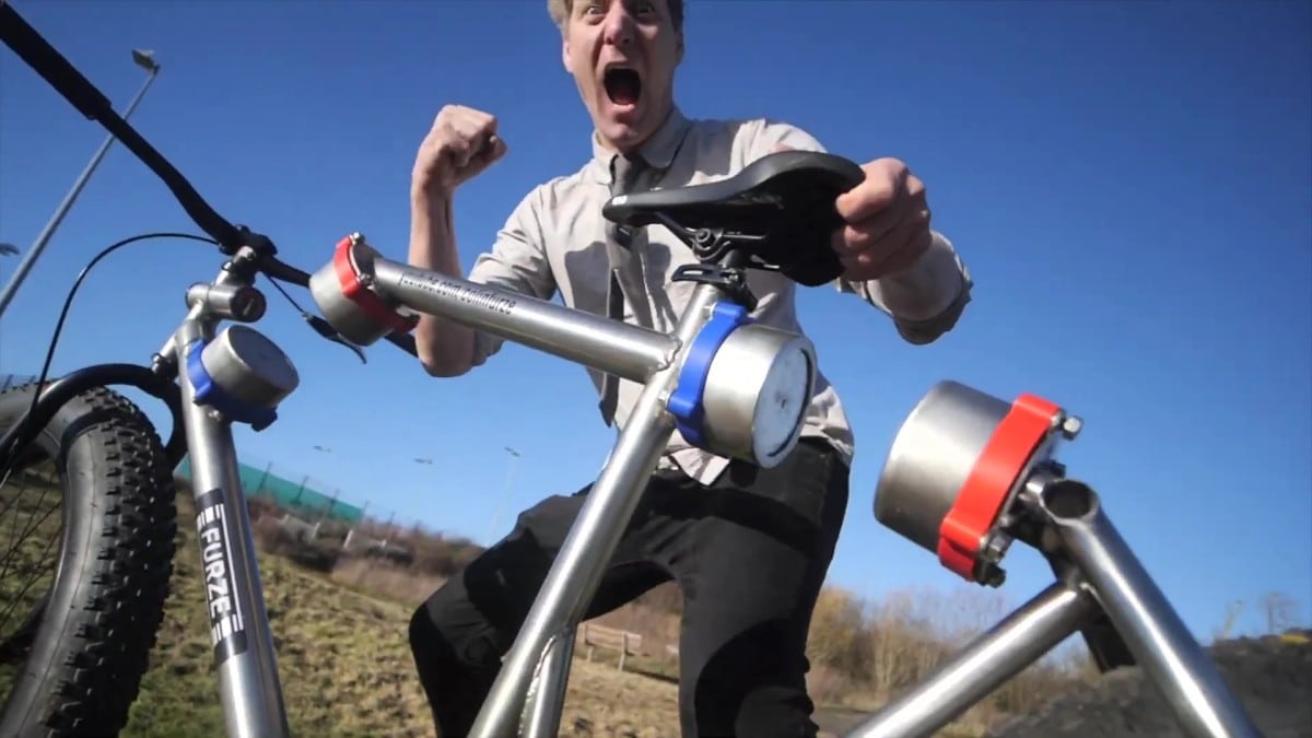 velo-suspension-magnetique.jpg