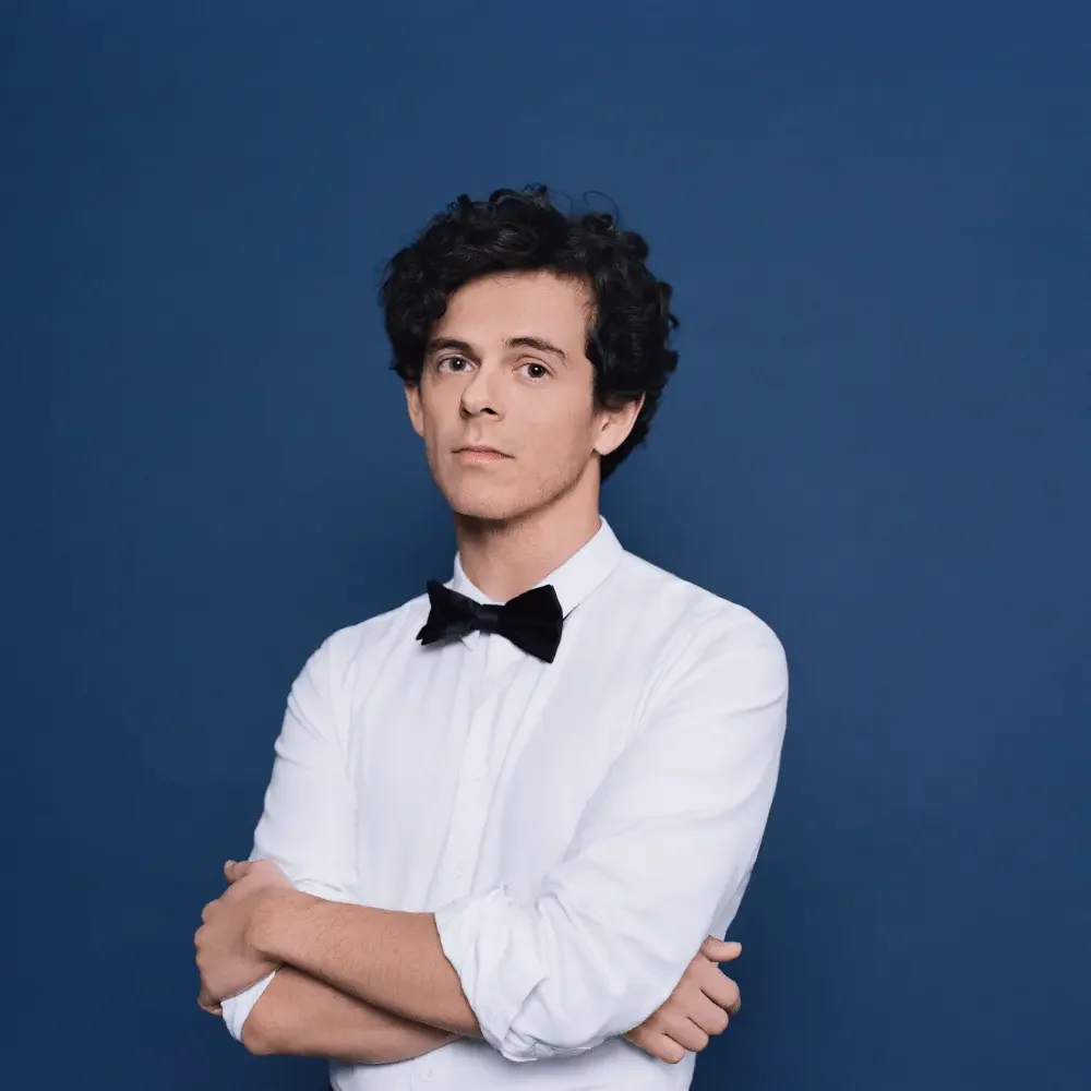 La taille de Michaël Gregorio en détail